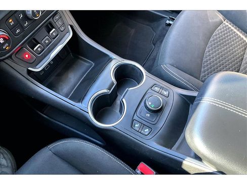 Used 2019 GMC Terrain SLE w/ Driver Convenience Package image 19