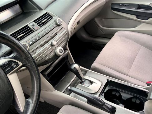 Used 2011 Honda Accord LX image 15