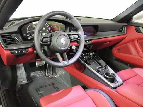 Used 2026 Porsche 911 Carrera image 4