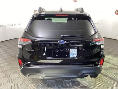 Used 2026 Subaru Forester Premium image 5