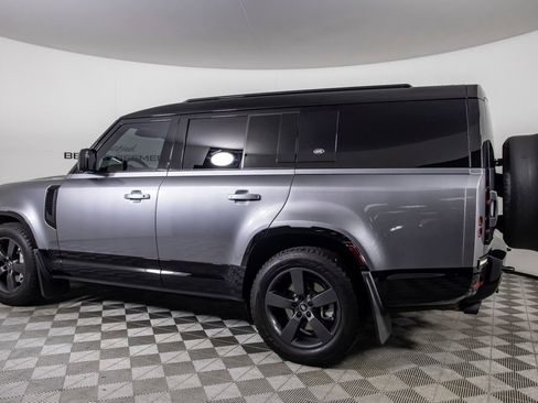 Used 2024 Land Rover Defender 130 X-Dynamic SE AWD/4WD image 10