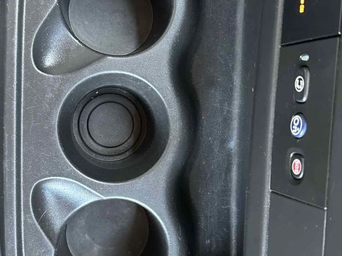Used 2018 Chevrolet Express 3500 LT w/ LT Preferred Equipment Group RWD image 35