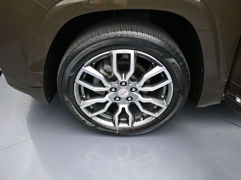 Used 2023 GMC Terrain Denali image 22