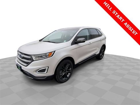 Used 2018 Ford Edge SEL w/ Equipment Group 201A image 4