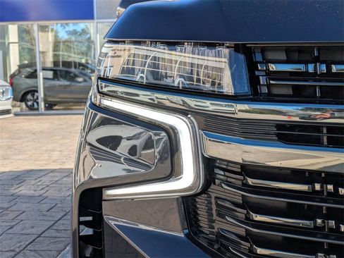Used 2022 Chevrolet Tahoe RST w/ Luxury Package image 10