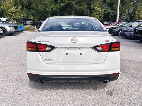 Used 2024 Nissan Altima 2.5 SR FWD image 5