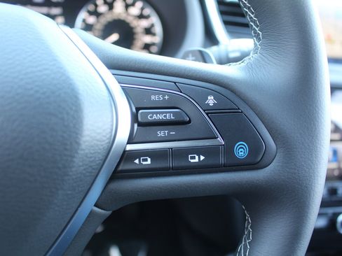 Certified 2025 INFINITI QX50 Sport image 23