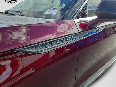 Used 2022 Lincoln Aviator AWD w/ Premium Package image 37