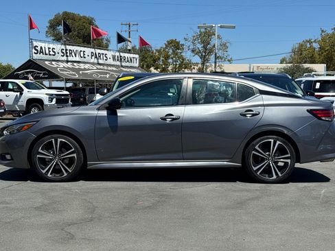 Used 2022 Nissan Sentra SR w/ Trunk Package image 7