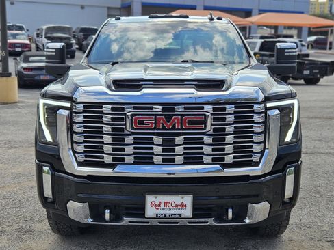 Used 2024 GMC Sierra 2500 Denali w/ Denali Reserve Package image 9
