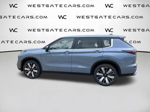 New 2026 Mitsubishi Outlander LE FWD image 4