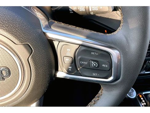 Certified 2025 Jeep Wrangler Sahara image 26