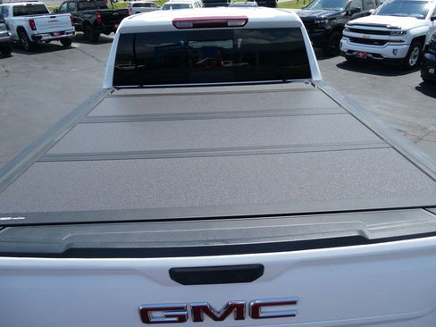Certified 2026 GMC Sierra 1500 SLT w/ SLT Premium Package AWD/4WD image 17