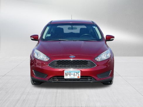 Used 2015 Ford Focus SE w/ SE Cold Weather Package image 2