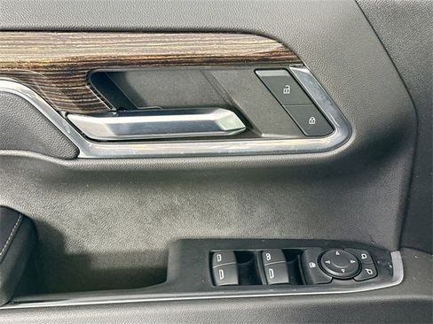 Used 2023 GMC Sierra 1500 Elevation image 23