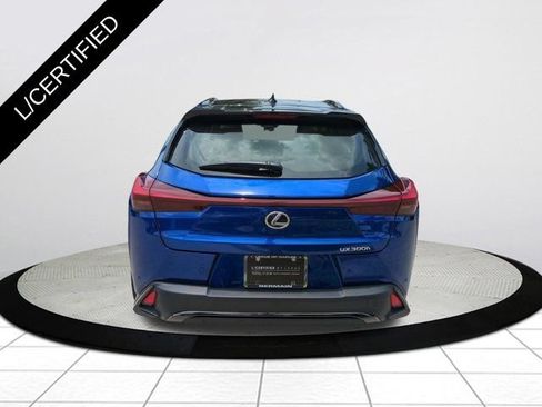 Certified 2025 Lexus UX 300h FWD w/ Accessory Package (Z2) image 5