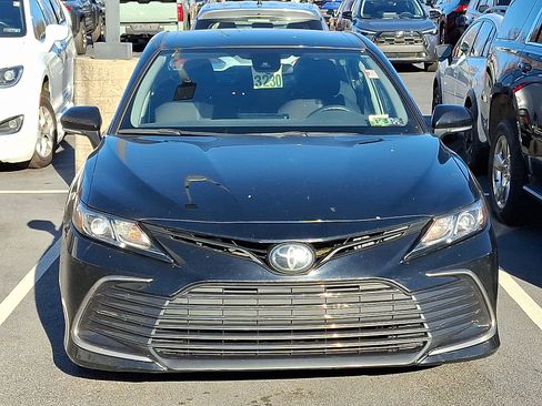 Certified 2022 Toyota Camry LE image 2