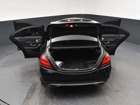 Used 2019 Mercedes-Benz C 300 4MATIC Sedan w/ Premium Package image 27