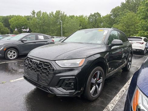 Used 2024 Audi Q5 2.0T Premium Plus w/ Premium Plus Package AWD/4WD image 3