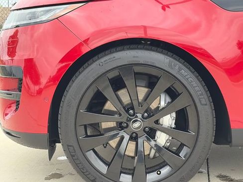 Used 2023 Land Rover Range Rover Sport SE image 5