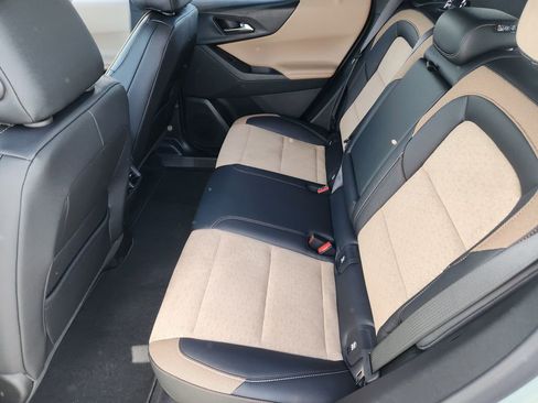 New 2026 Chevrolet Equinox ACTIV w/ Convenience Package III FWD image 8
