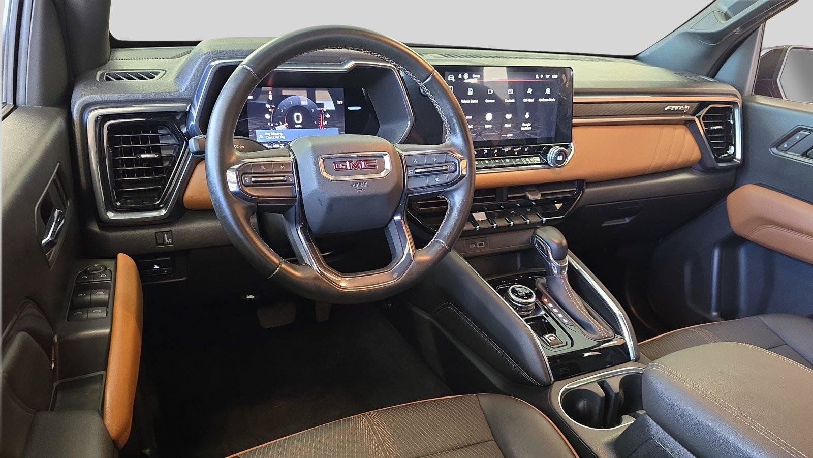 Used 2023 GMC Canyon AT4 w/ Canyon Safety Plus Package AWD/4WD image 19