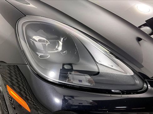 Used 2019 Porsche Cayenne S image 26