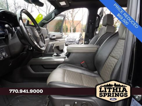 Used 2024 Chevrolet Silverado 2500 ZR2 w/ Technology Package image 28