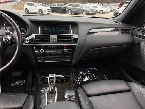 Used 2017 BMW X3 sDrive28i image 15