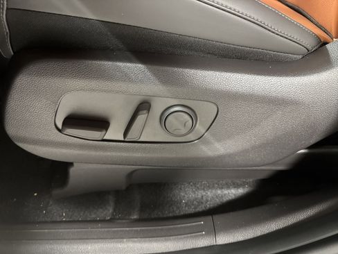 New 2026 Kia Carnival SX w/ SX Dark Edition Package image 14