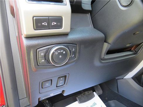 Used 2021 Ford F350 Lariat w/ Lariat Ultimate Package AWD/4WD image 11