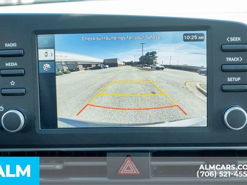 Used 2025 Hyundai Elantra Sport image 33