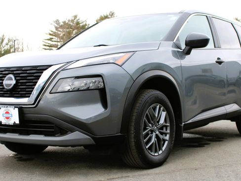 Used 2023 Nissan Rogue S AWD/4WD image 1