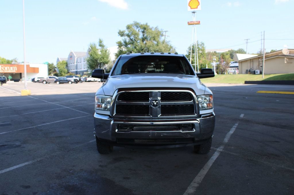 Used 2018 RAM 3500 Tradesman w/ Chrome Appearance Group AWD/4WD image 3