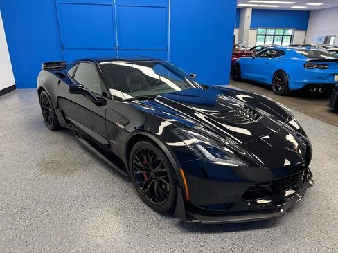 Used 2019 Chevrolet Corvette Z06 RWD image 30