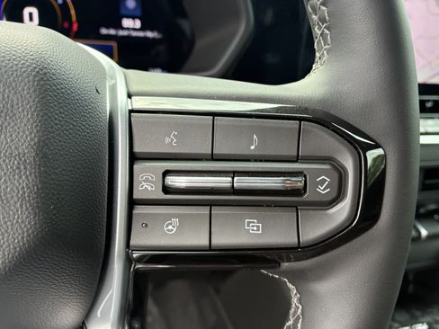 Used 2026 Chevrolet Colorado Trail Boss AWD/4WD image 30