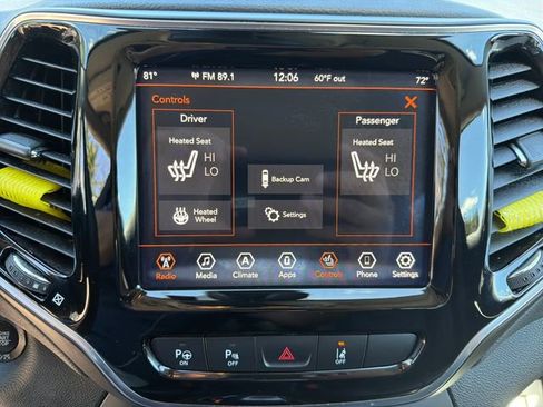 Used 2019 Jeep Cherokee Limited w/ Technology Group AWD/4WD image 21