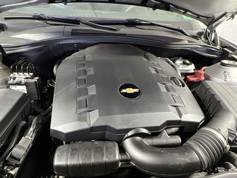 Used 2011 Chevrolet Camaro LS image 26