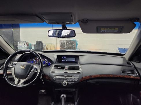 Used 2010 Honda Crosstour EX-L image 25