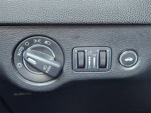 Used 2023 Chrysler 300 S image 20