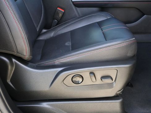 Used 2022 Chevrolet Tahoe RST w/ Sport Performance Package image 19