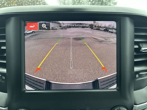 Used 2024 RAM 2500 Big Horn image 24