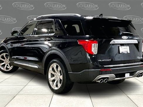 Used 2020 Ford Explorer Platinum w/ Premium Technology Package image 5