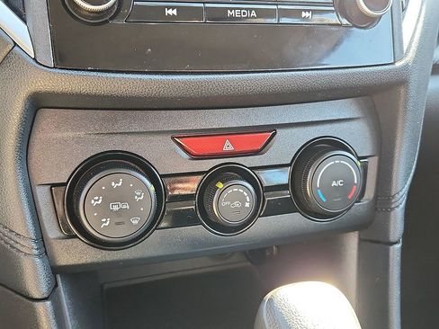 Used 2019 Subaru Impreza 2.0i Premium w/ Eyesight & BSD/Rcta & SRF image 9