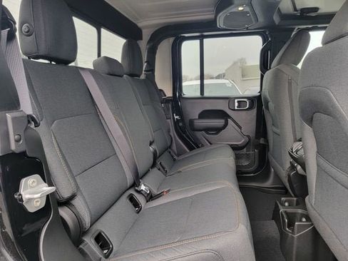 New 2026 Jeep Gladiator Sport image 22