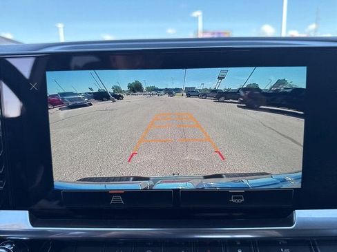 New 2026 GMC Sierra 1500 SLT w/ SLT Convenience Package image 21