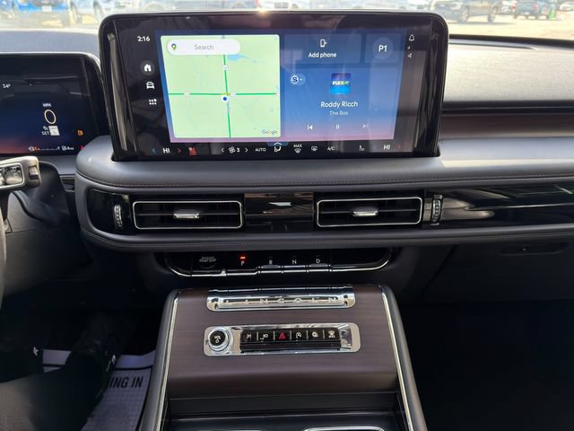 Used 2025 Lincoln Aviator Reserve w/ Equipment Group 201A AWD/4WD image 29