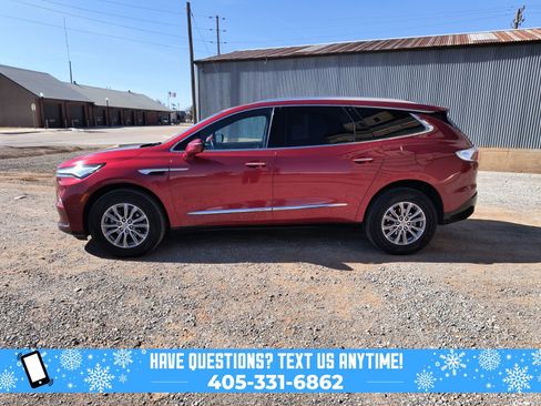 Used 2024 Buick Enclave Premium image 6