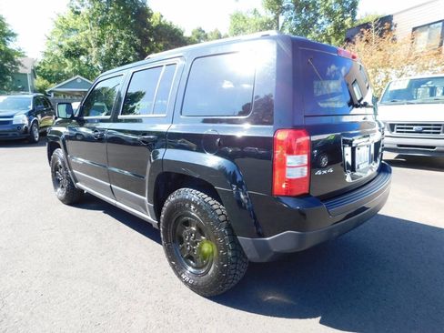 Used 2015 Jeep Patriot Sport w/ Power Value Group image 3