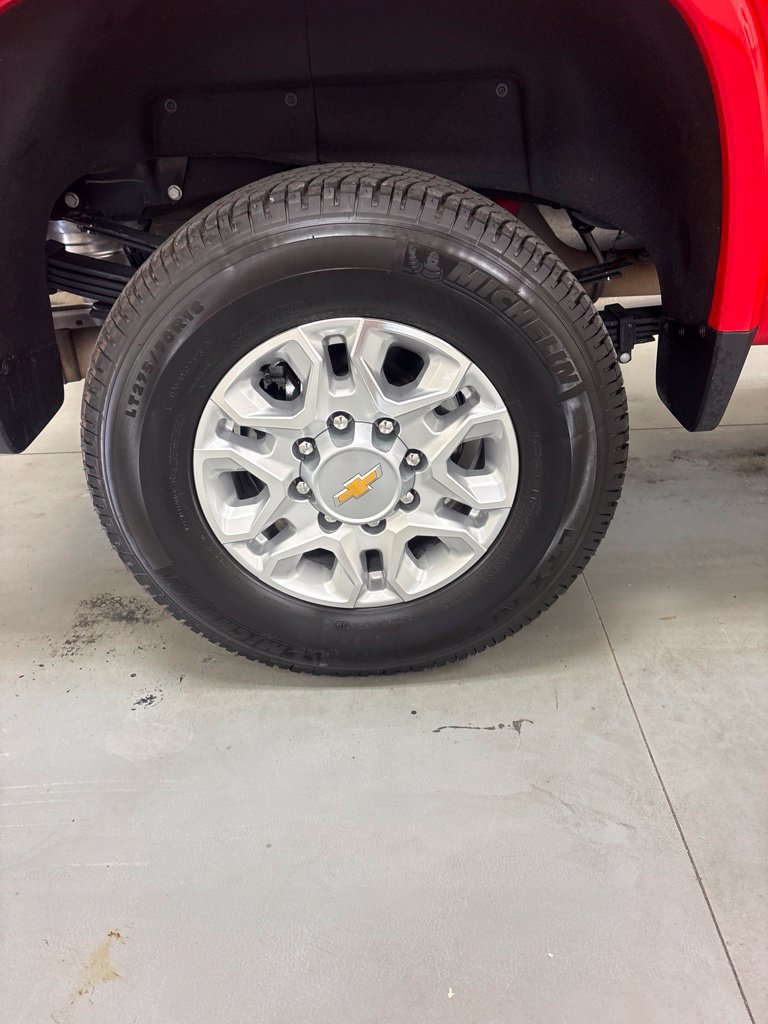 Used 2024 Chevrolet Silverado 3500 LTZ w/ LTZ Plus Package AWD/4WD image 30
